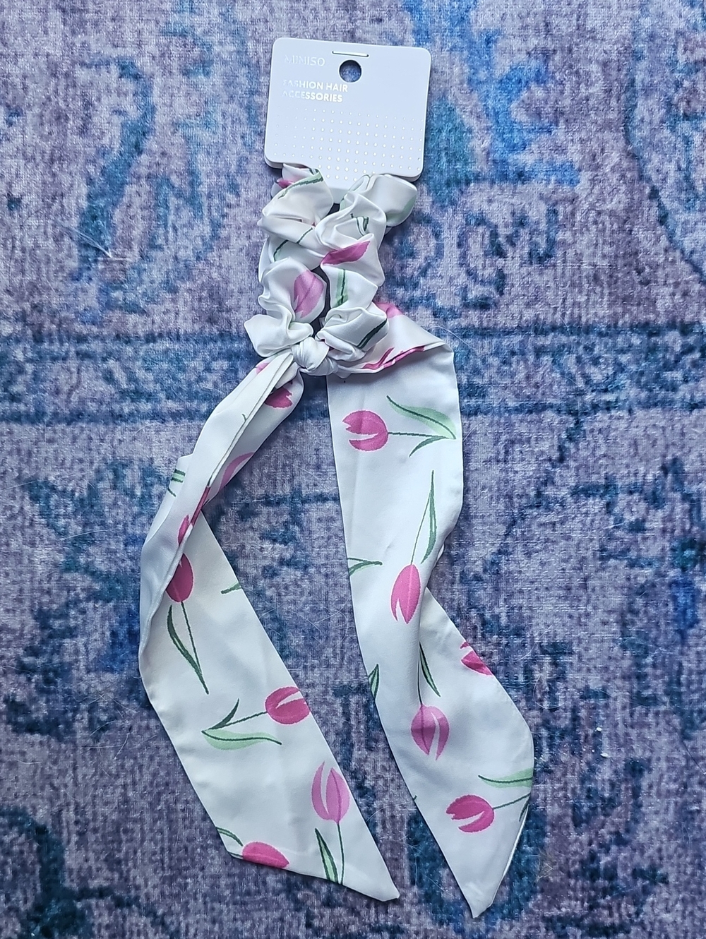 Chiffon Tulip Scarf Scrunchie in White and Pink